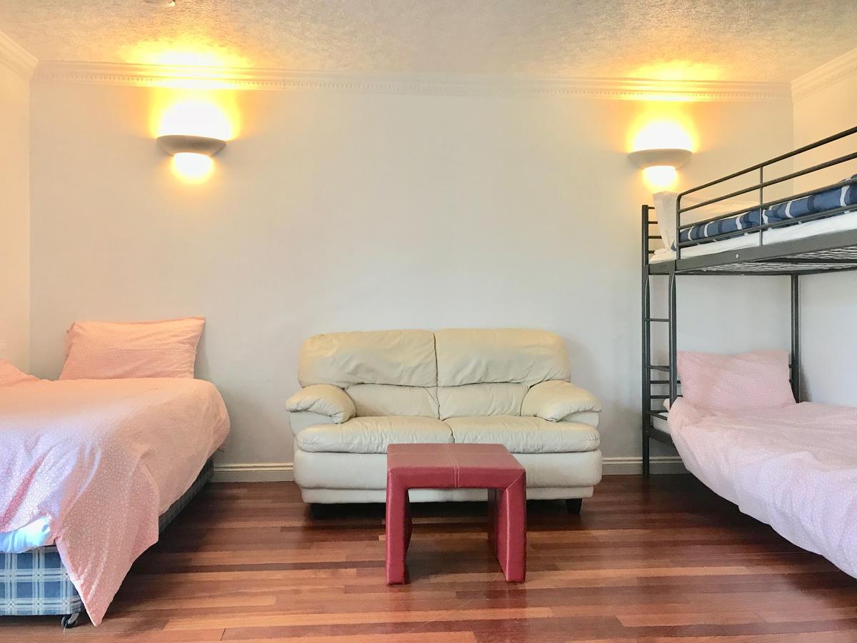 O Hostel EDI Kültér fotó