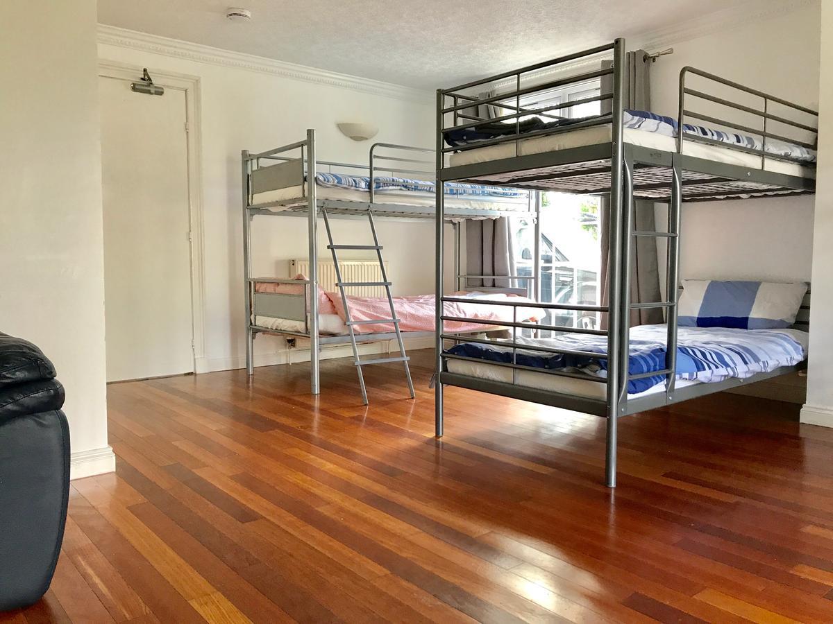 O Hostel EDI Kültér fotó